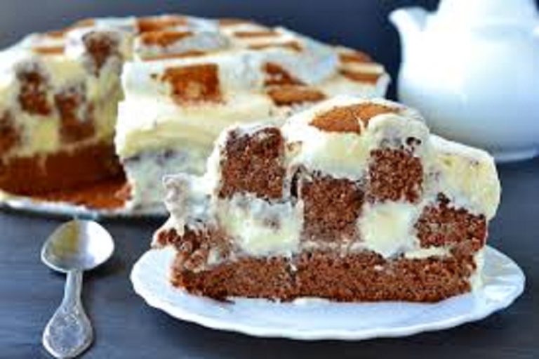 Приготовив этот шахматный чизкейк, почувствовала себя богом кулинарии! А потратила всего 30 минут.