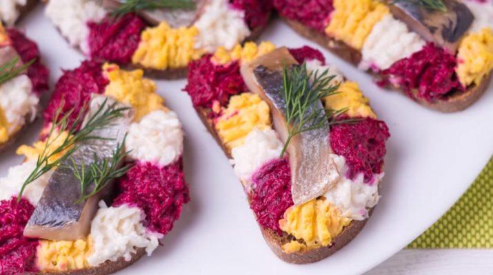 Три вида самых легких и вкусных бутербродов на праздничный стол