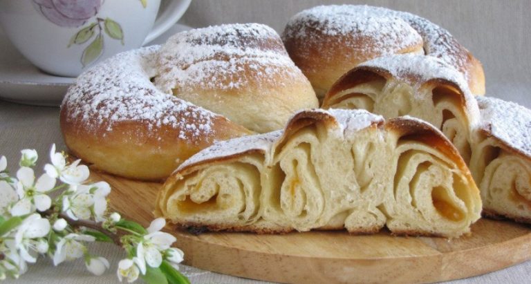 Испанские булочки «Ensaimadas»