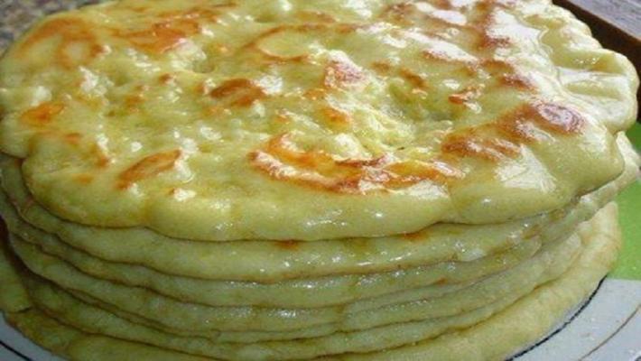 Так делают в Тбилиси: хачапури на сковородке