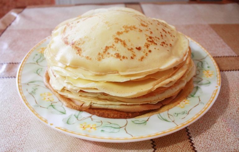 Мамины тонкие блины на молоке