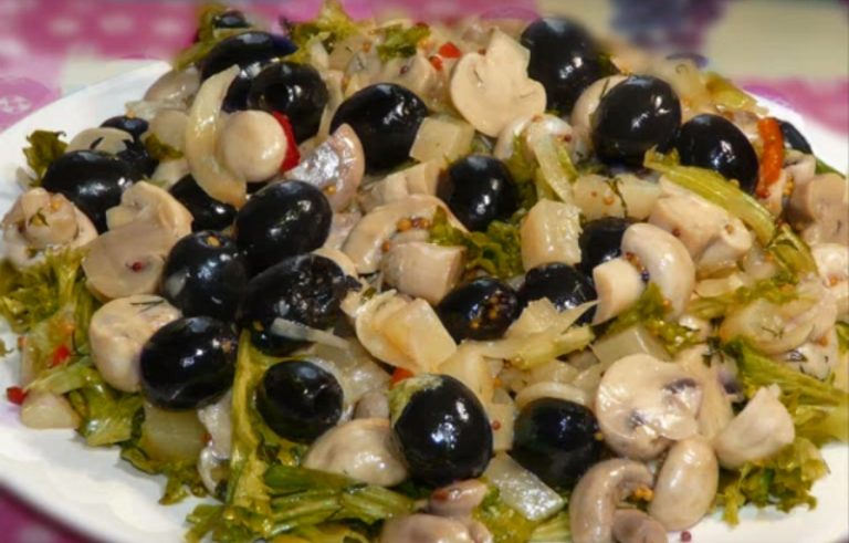 Очень вкусные постные салаты: можно и на праздничный стол