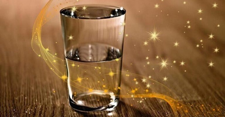Пусть ваше желание исполнит стакан с водой