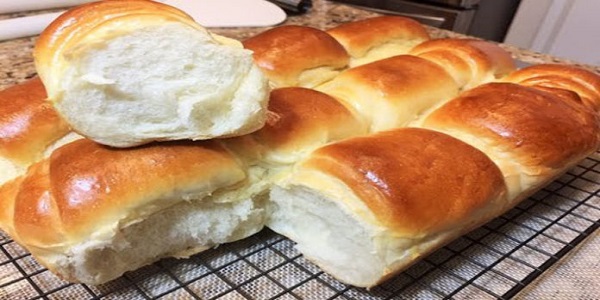 Сдобные булочки из дрожжевого теста очень нежные и мягкие как пух