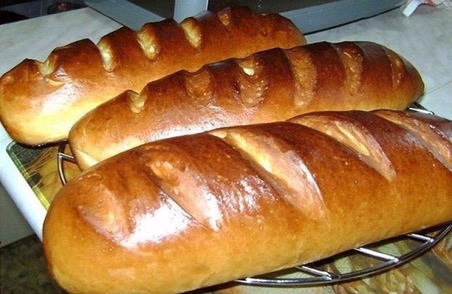 Хлеб в магазине не покупаю — домашние батоны за 30 минут!