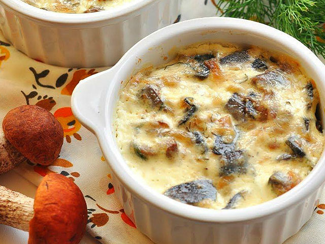 Жульен с курицей и грибами
