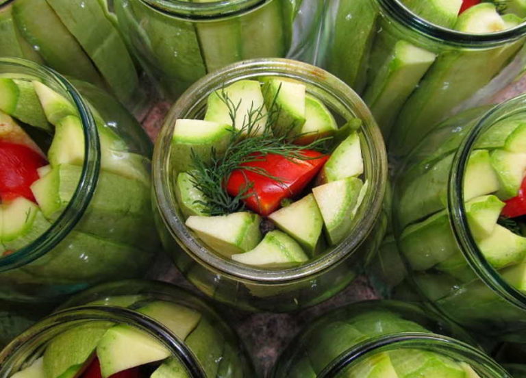 Самые вкусные маринованные кабачки — попробуйте, этот вкус вам точно понравится!