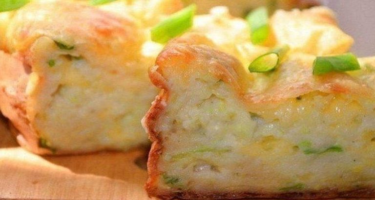 СОЧНАЯ, ВОЗДУШНАЯ, ПИТАТЕЛЬНАЯ И АРОМАТНАЯ ЗАПЕКАНКА ИЗ КАБАЧКОВ С СЫРОМ