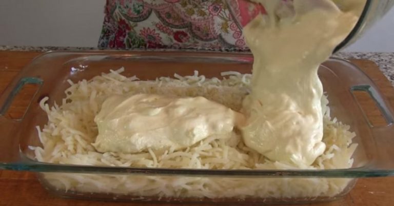 ОБАЛДЕННАЯ КАРТОФЕЛЬНАЯ ЗАПЕКАНКА, КОТОРАЯ СВОДИТ С УМА СВОИМ ВКУСОМ