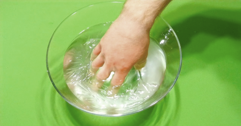 Чтобы проверить как работает сердце, погрузите ладонь в холодную воду на 30 секунд