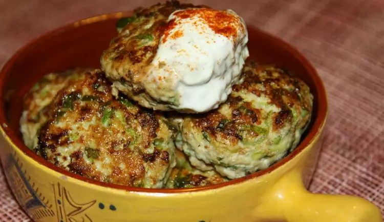 Такую вкусноту из кабачка ты вряд ли когда-либо пробовал! Пышные котлетки прямо к ужину.