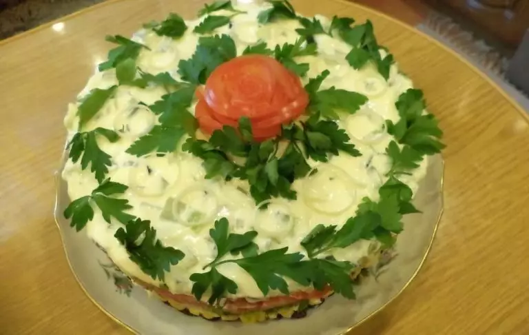 Самая лучшая подборка праздничных салатов! ТОП-35 вкусных рецептов!