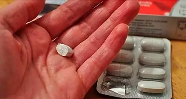 Если вы старше 35 лет, не принимайте это лекарство, которое является причиной сердечного приступа за секунду!