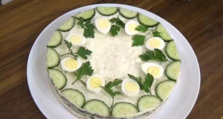 Салат ‘Курочка Ряба’