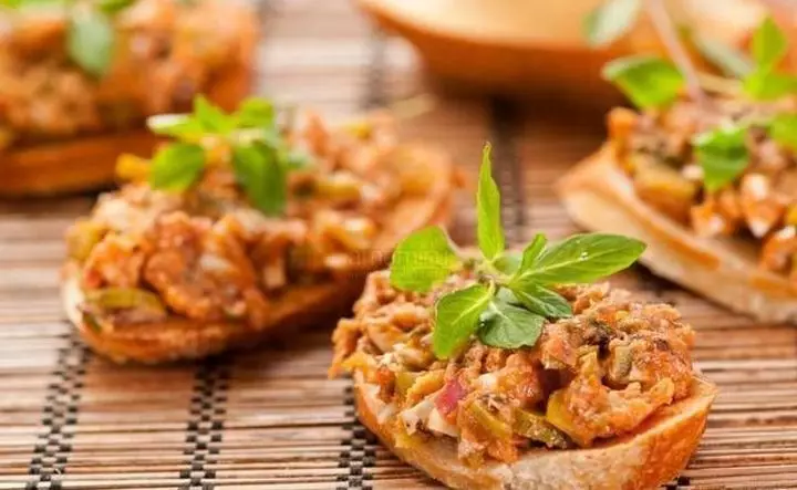 Пов’язане зображення