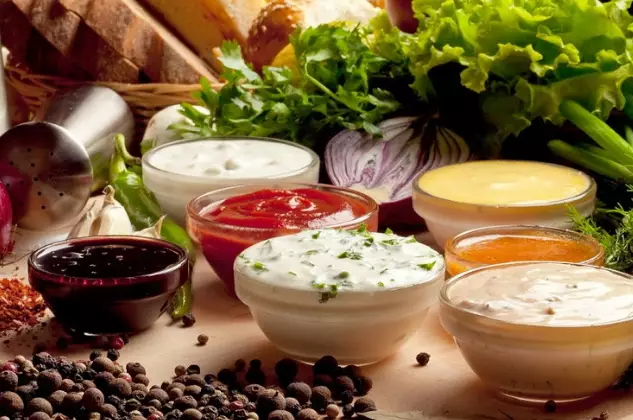 10 рецептов вкуснейших соусов, с которыми вы забудете про майонез