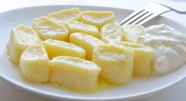 Вкусно и быстро: ленивые вареники с творогом