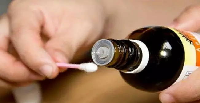 Масло, которое лечит грибок, псориаз, простуду, прыщи и не только. 100% результат
