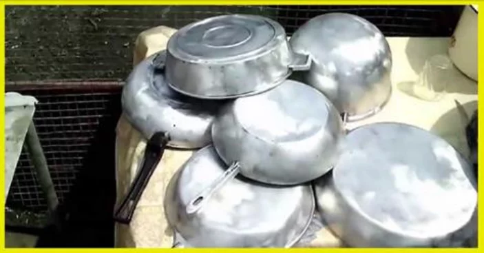Даже старые бабушкины сковородки сверкают чистотой! Лучшее средство!