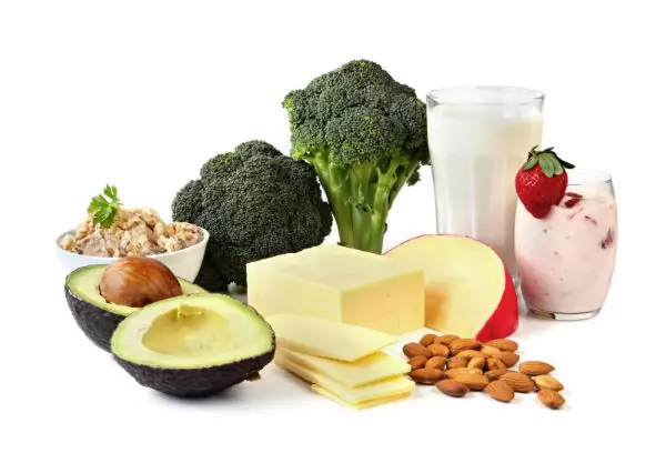 ТОП 10 источников кальция для костей (сильнее, чем молоко и молочные продукты)