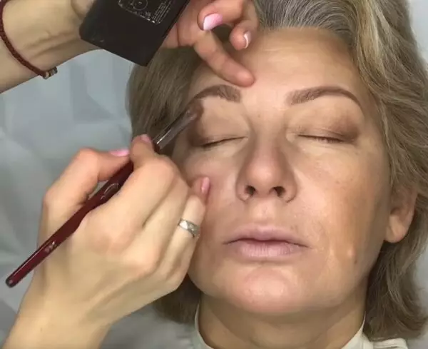 Bизaжиcт- Anna Komarova.
