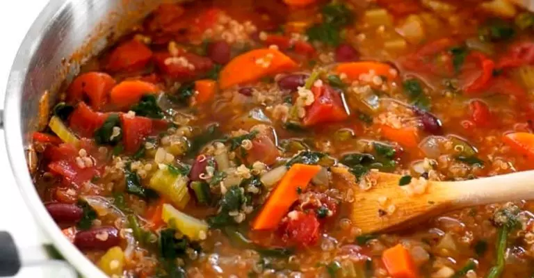 Легкий рецепт вкусного супа избавит от дефицита белка и лишнего веса
