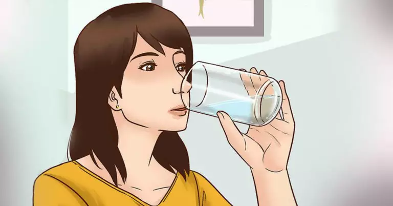 4 простых утренних ритуала избавят от болей в суставах, высокого давления, ожирения и не только