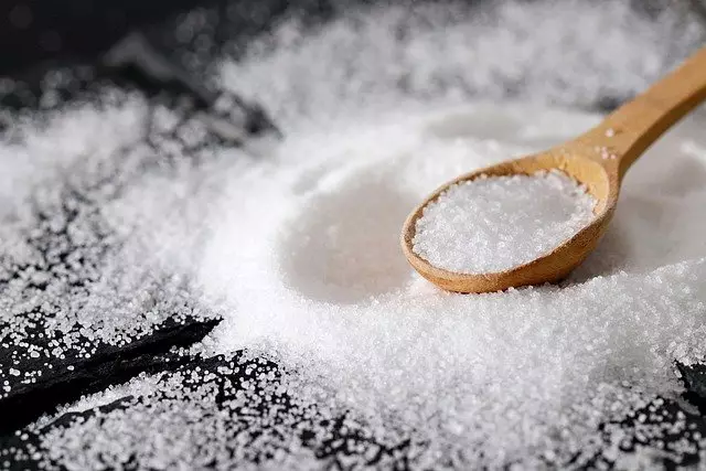Соль: 5 рецептов лечения