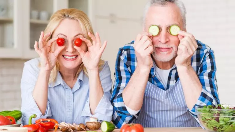 15 продуктов, способных замедлить естественные процессы старения